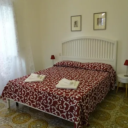 A Mennulara, Centro Taormina