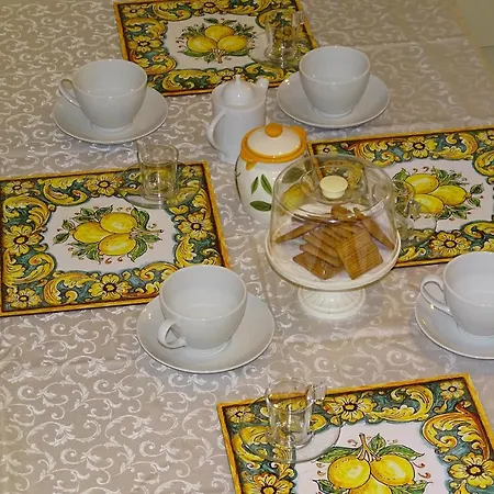 A Mennulara, Centro Taormina